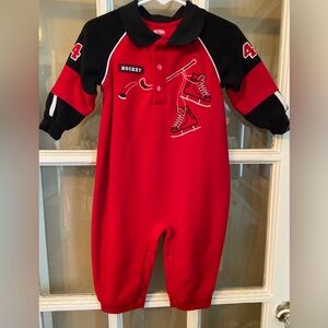 If you’re a hockey fan - this is so cute!